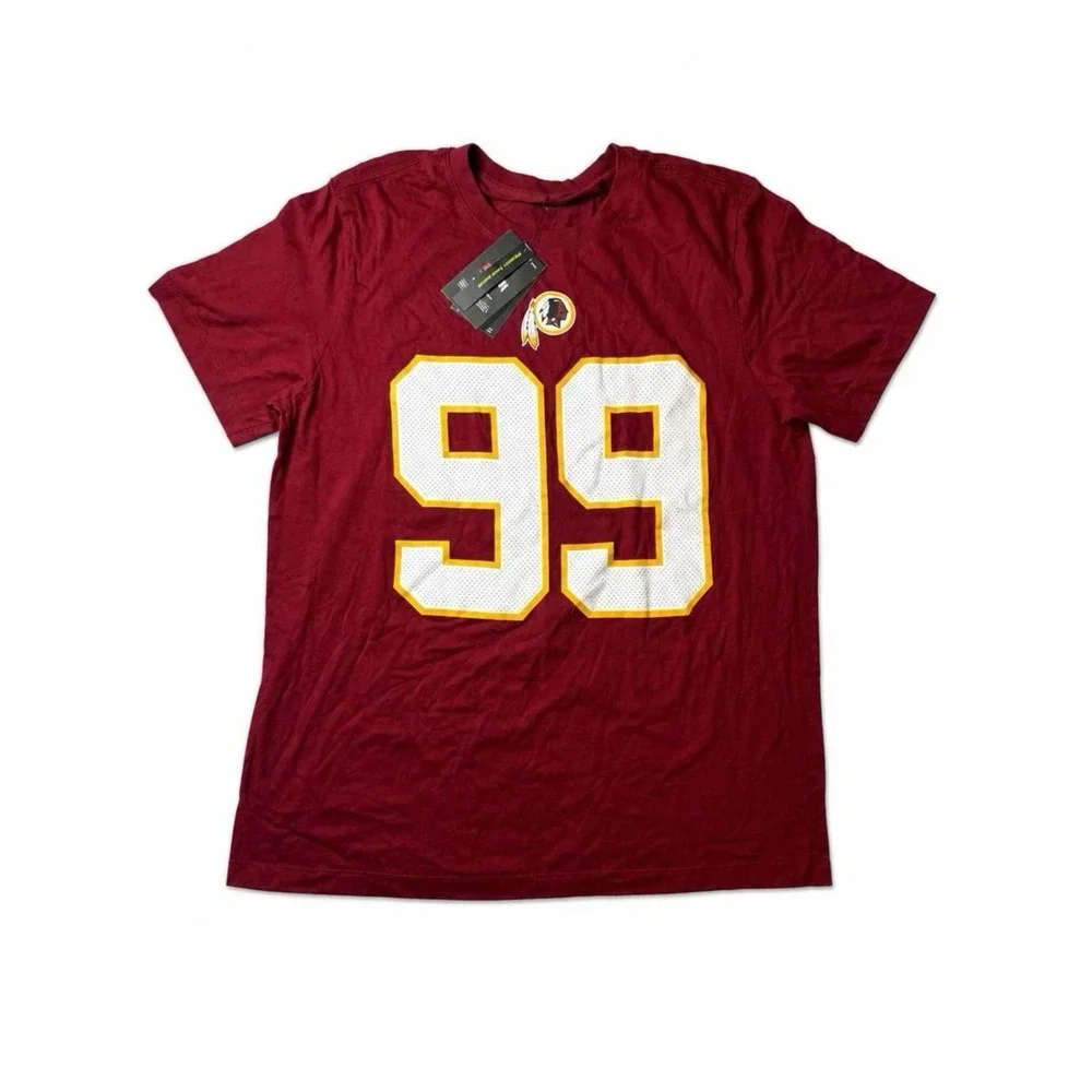 Washington Redskins Nike Tee, Chase Young #99 Men's Large T-shirt